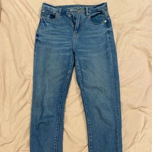 American Eagle high rise mom jean
